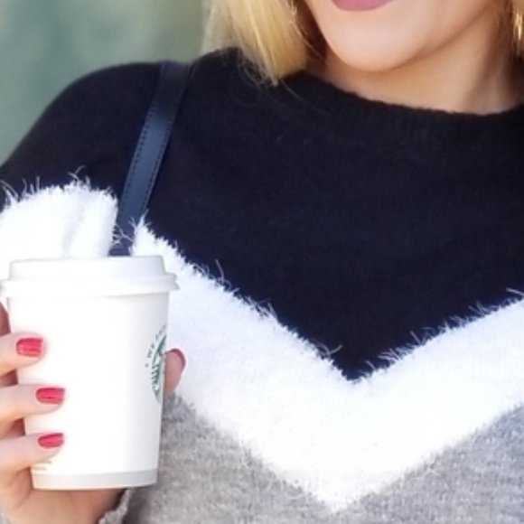 Last chance! Video! MEANT TO BE So Soft Sweater - Picture 6 of 7